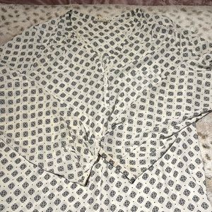 Women’s Petite xl Pleione Sheer, white longsleeve tunic with black design print